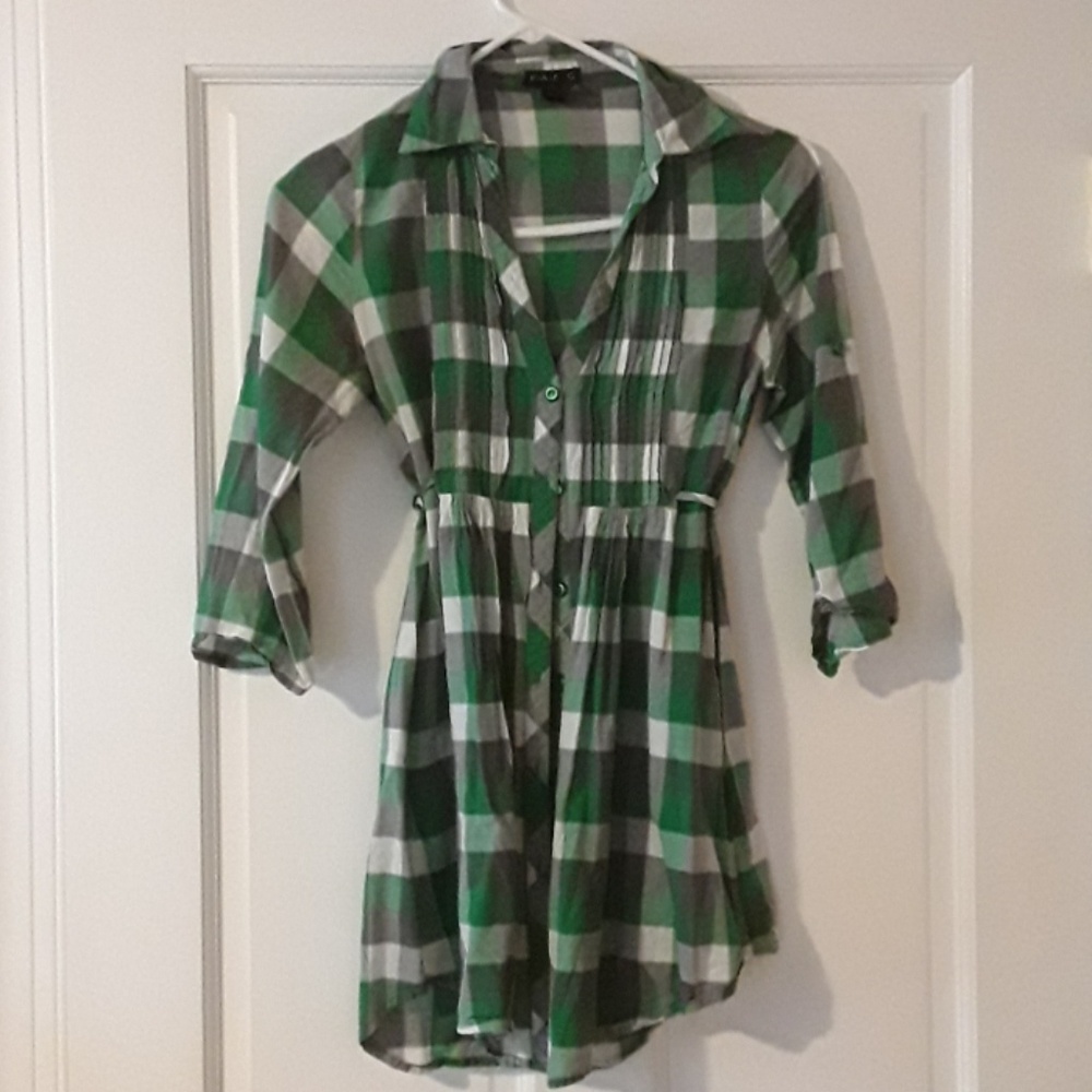 Long plaid top